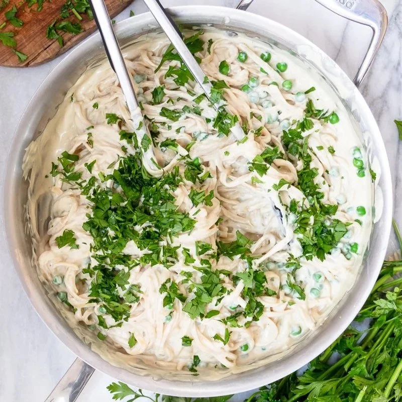 Quick Vegan Alfredo: Healthy, Creamy, & Delicious Weeknight Comfort